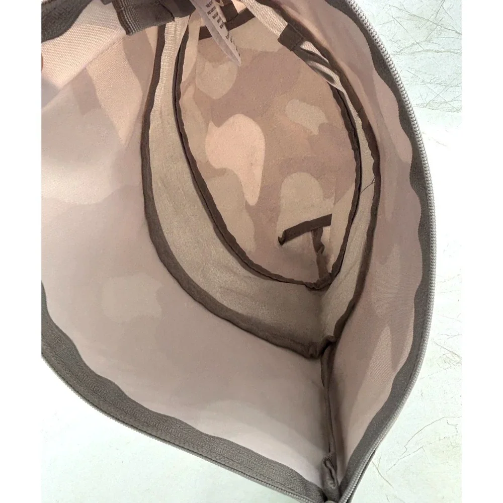 Thirty-One‎ Zipper Utility Pouch Soft Camo Expandable Camouflage Bag New 12